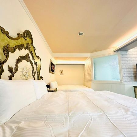 Elizabeth Hotel Taichung Esterno foto