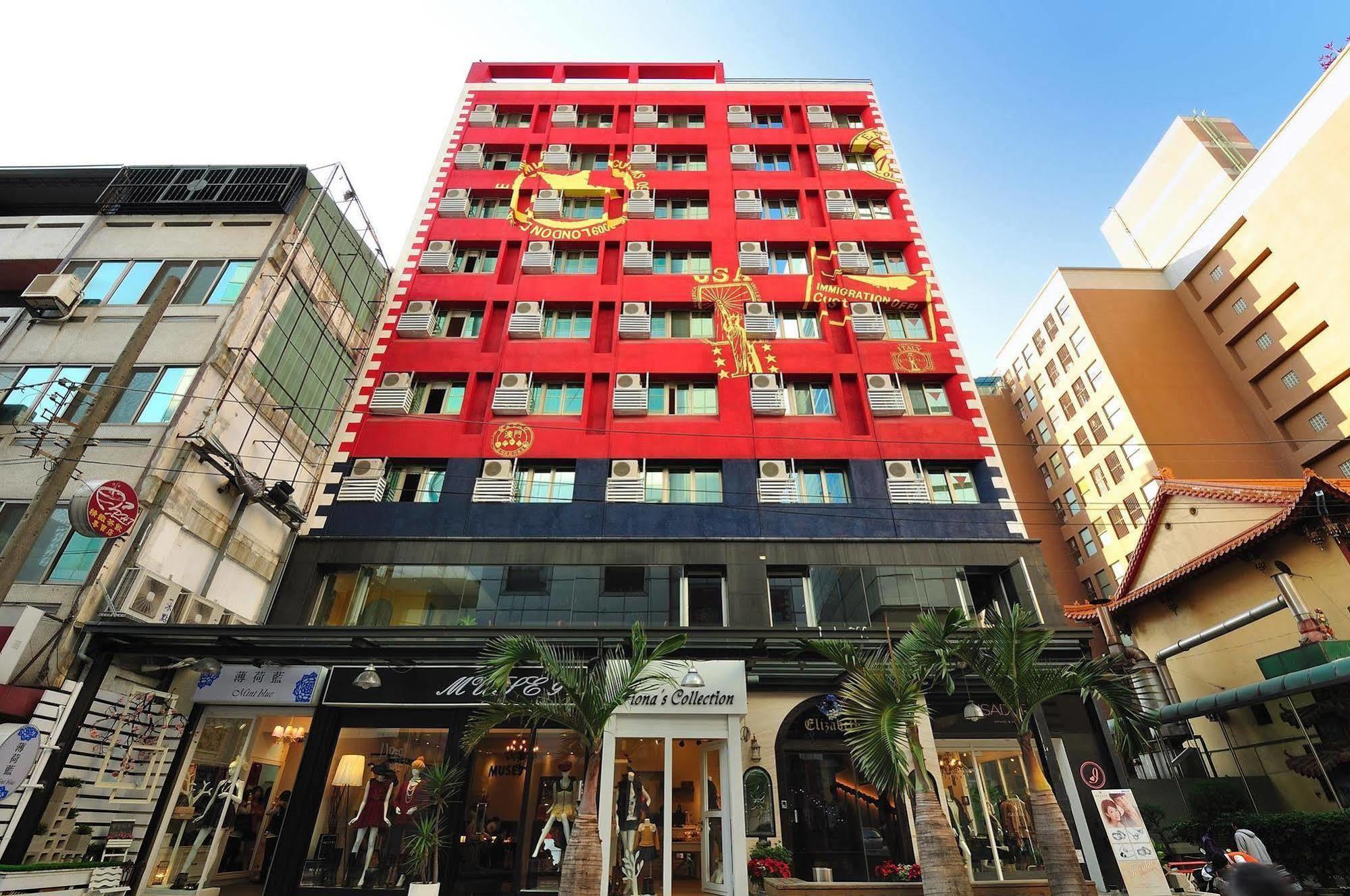 Elizabeth Hotel Taichung Esterno foto