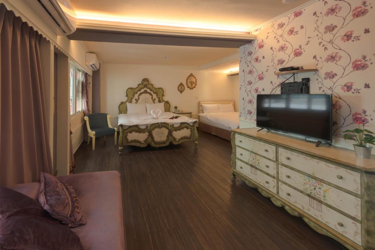 Elizabeth Hotel Taichung Esterno foto